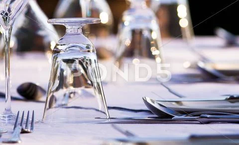 Elegant restaurant table setting Stock Photos