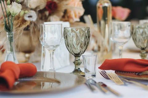 Elegant table set for a romantic dinner 스톡 사진
