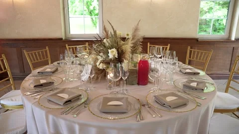 Elegant Table Setting for Wedding or Formal Event Stockbeeldmateriaal 324844433