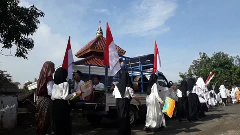 Elementary school children's parade Stock-Footage 233319657