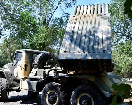 Elements of the Grad BM-21 MLRS are a Soviet and Russian multiple rocket l... Foto stock