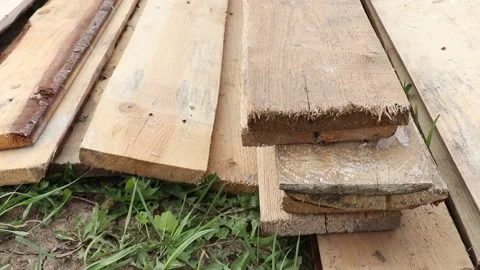 Elements of the rafter system to create the foundation of the future home Vidéo 133479062