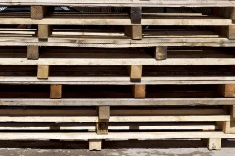 Elements of wooden pallets for loading and unloading cargo Stock-Fotos