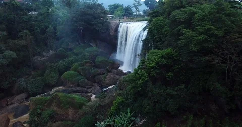 Elephant Falls Video stock 88313451