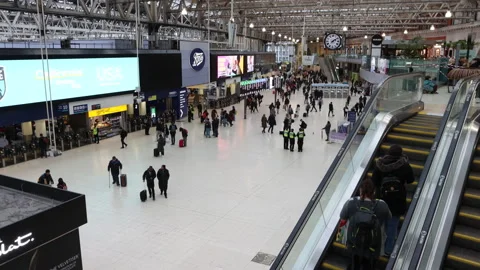 Elevated 4k footage of the interior of Waterloo station in London Stock Footage 238908332