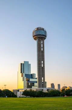 Elevated Elegance: 4K Image of the Iconic Reunion Tower in Dallas, Texas, USA Fotos de archivo