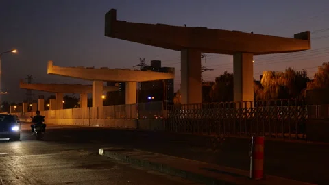 Elevated piers under construction on Shanghai Road 스톡 동영상 142913102