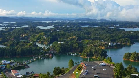 Elevated Static View of Guatape Viewpoint Parking and Lake 스톡 동영상 345046517