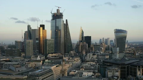 Elevated time-lapse of the financial district of London England Video stock 99925639