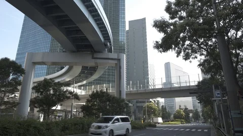 Elevated train line, Tokyo, Minato, Shiodome. Urban landscape. Vídeo Stock 92004342