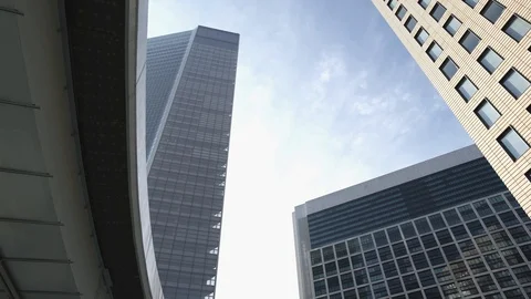 Elevated train line, Tokyo, Minato, Shiodome. Urban landscape. Vídeo Stock 92012315
