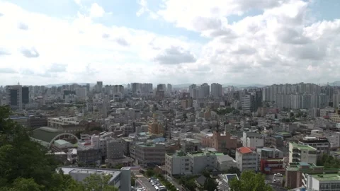 Elevated view of a cityscape Vídeos de archivo 332388829