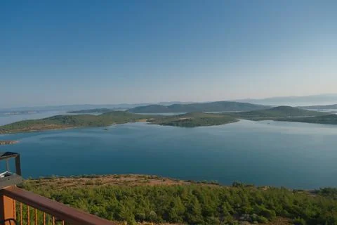 Elevated view of a coastal landscape featuring green islands and blue water Stock Photos