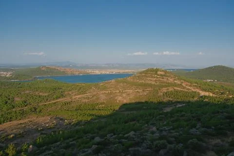 Elevated view of a coastal landscape featuring green islands and blue water Stock Photos