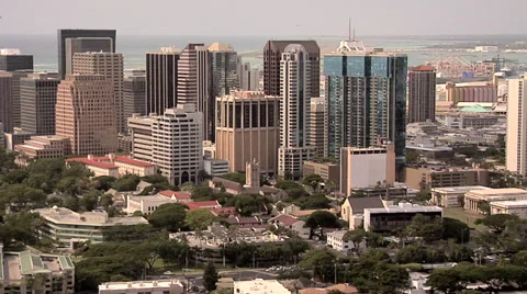 Elevated View of Honolulu towards Diamond Head Hawaii Vídeos de archivo 38617334