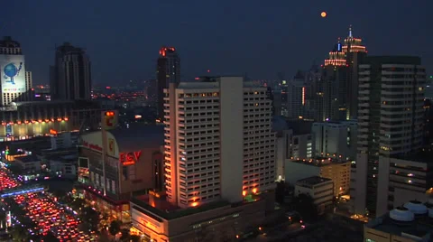 Elevated View at Night looking down to Rachadamri Road. Bangkok Matching Day 스톡 동영상 38608233