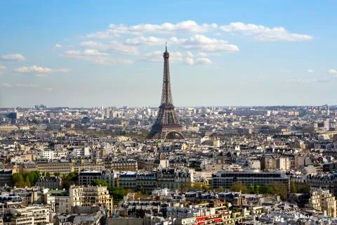Elevated view over the city with the Eiffel Tower in the distance, Paris, Foto stock