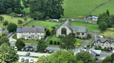Elevated view of scenic Peak District village. Video stock 53415890