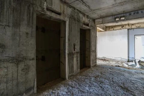 Elevator door under construction. Foto stock