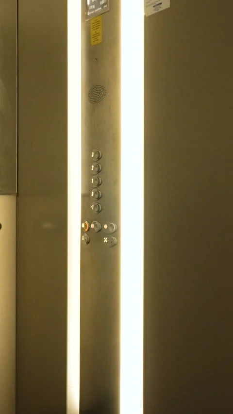 Elevator doors opening and closing Stock Footage 345589552
