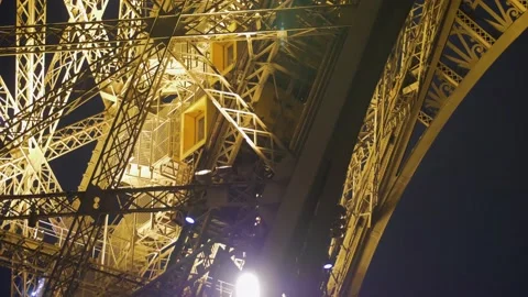 Elevator of the eiffel tower which goes up. Stock Footage 146685956