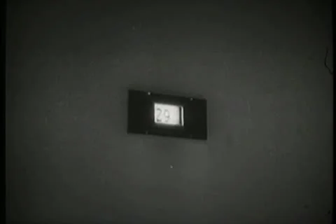 Elevator indicating floor numbers Vídeos de archivo 11356556