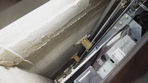 Elevator moving inside shaft Video stock 105510663