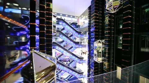 Elevators and escalators in Evropeisky Mall Video stock 993024