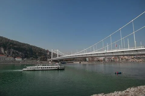 Elisabeth Bridge spanning the Danube River in Budapest, Hungary, with a Stock Photos