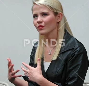 Elizabeth Smart speaks about overcoming trauma at Fitzsimmons-John Arena - 2012 Stock Photos