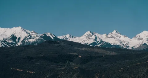 Elk Mountains range in Maroon Bells Wilderness near Aspen Colorado Video stock 118995276