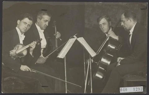 Elsevier photo collection.  Dresdner string quartet. Messrs Fritzsche, Schn.. Stock Photos