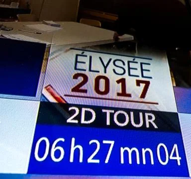 Elysee 2017 2d tour countdown timer on French Television Channel 写真素材