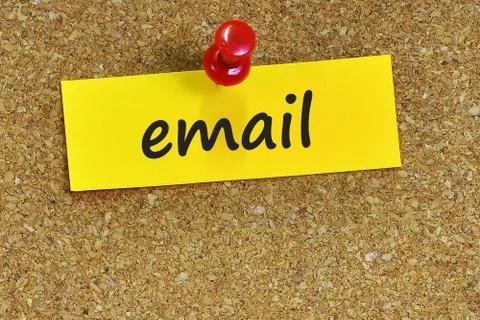 Email  word on notes paper with cork background Foto stock