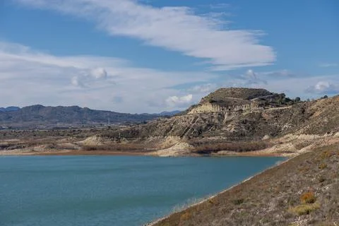 Embalse de la Pedrera, a large artificial reservoir in Alicante, Spain, stunn Stock Photos