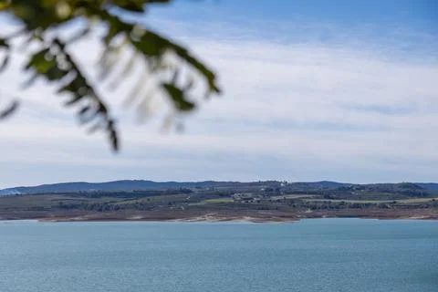 Embalse de la Pedrera, a large artificial reservoir in Alicante, Spain, stunn Stock Photos