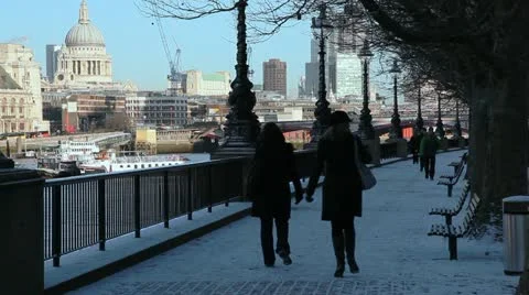 Embankment Path in Winter Video stock 11129491