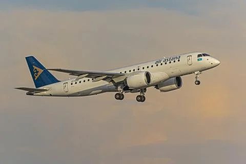 Embraer E190-E2 Stock Photos