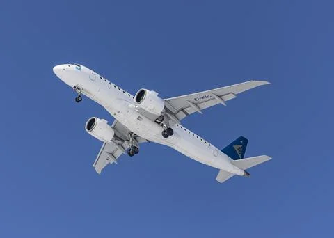 Embraer e190 Stock Photos