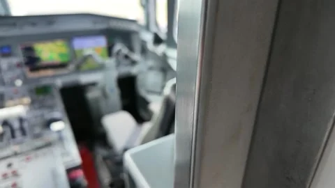 Embraer E195-E2 aircraft cockpit Stock Footage 340554192