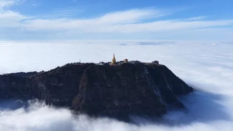 Emei Mountain Misty Valley Morning Flight Vídeos de archivo 334092753