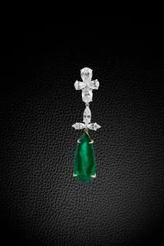 Emerald earrings Stock Photos