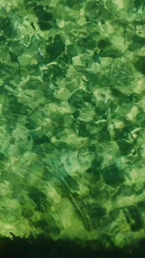 Emerald green water texture 動画素材 332482327