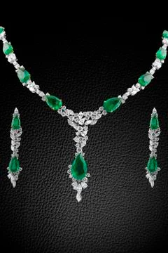 Emerald necklace sets Stock Photos