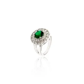 Emerald Ring isolated on white. Foto stock
