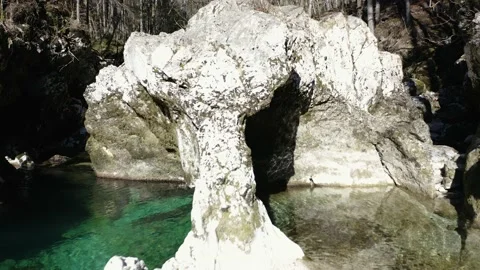 Emerald/Torquoise River Flowing Between Mostnica Gorge. Bohinj. Stockbeeldmateriaal 142968081