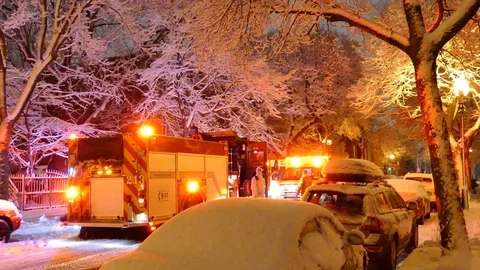 Emergency crew responding to coronavirus call Stock Footage 127048934