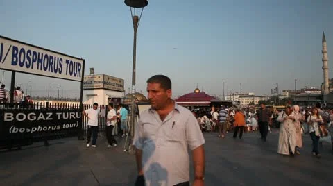 Eminonu pier Stock Footage 9478684