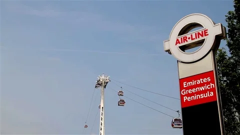 EMIRATES AIR LINE CABLE CAR LONDON ENGLAND Video stock 83552891