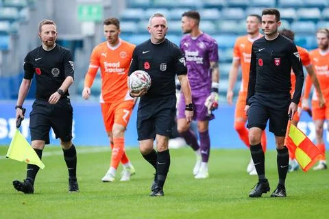 Emirates FA Cup First Round Gillingham v Blackpool Stock Photos